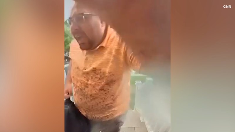 Evinde yıldırım çarpması sonucu hayatta kalan adam