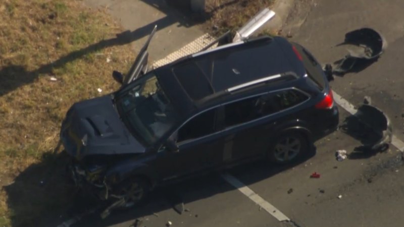 Pair critically injured after serious smash in Melbourne outskirts