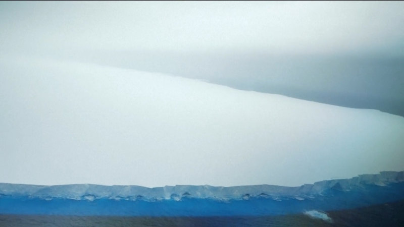 World’s biggest iceberg runs aground off Antarctica