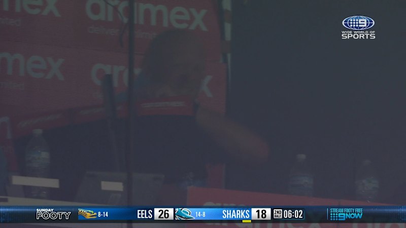 Sharks coach Criag Fitzgibbon punches monitor after Tom Hazelton is sin-binned
