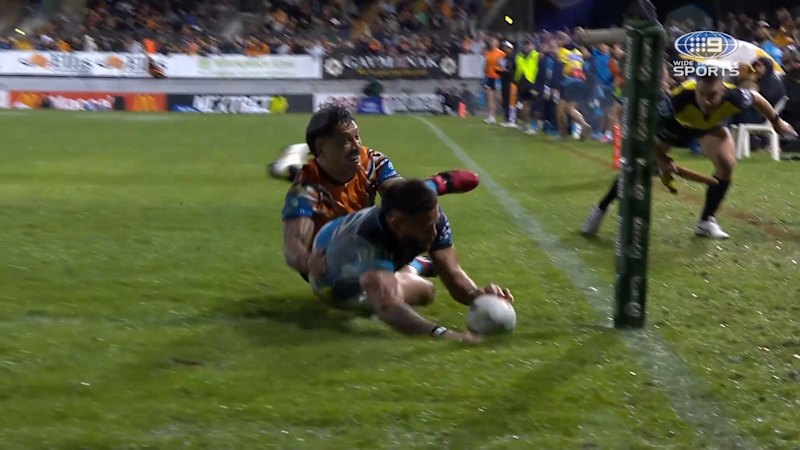 Sami puts the Titans clear