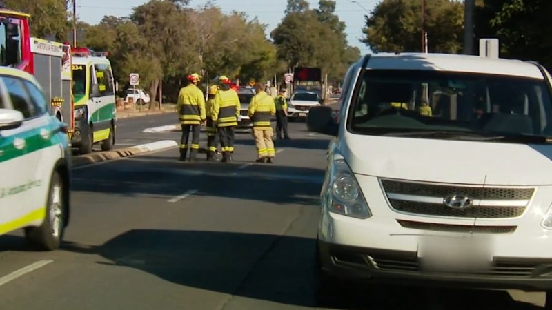 Teen finds parents seriously injured on road