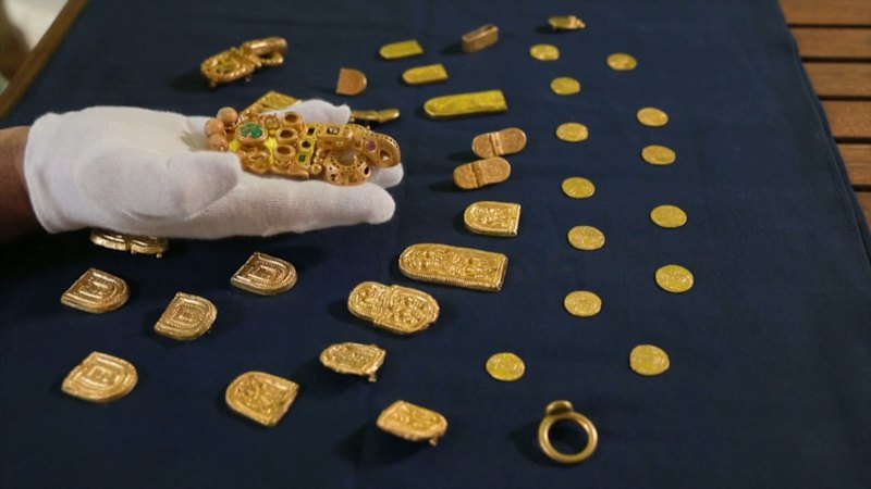 Ancient shipwreck reveals gold treasures near Croatia