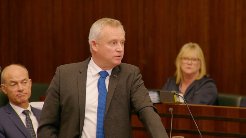 No-confidence motion in Tasmanian premier succeeds