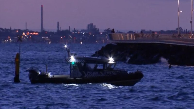 Man drowns at popular Melbourne pier