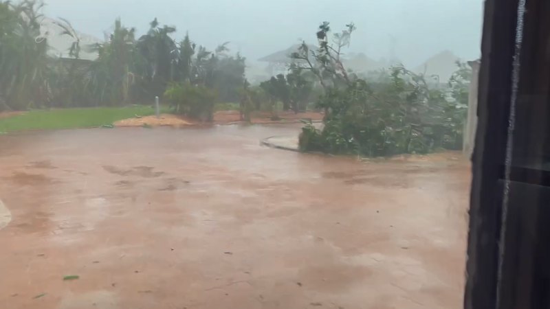 Journalists' accommodation floods in Exmouth