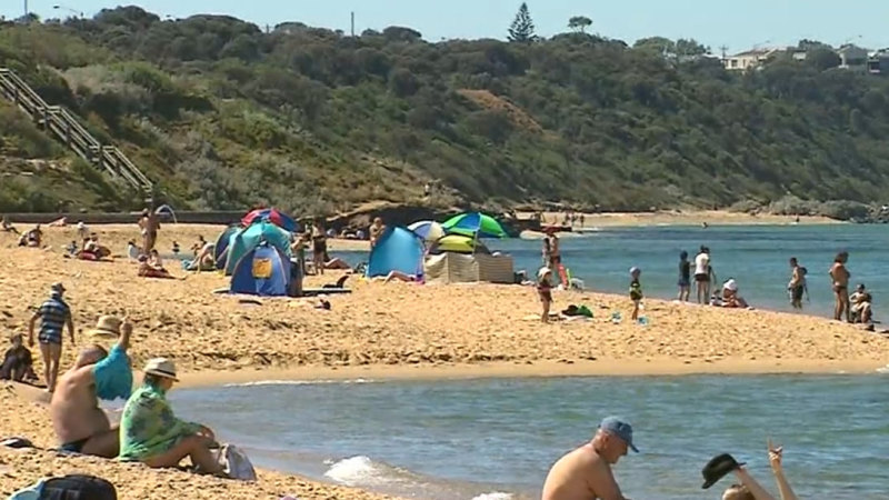 Victoria to swelter through scorching weather today