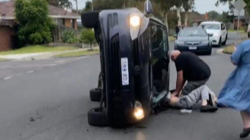 Man makes citizen’s arrest after teens flip allegedly stolen car on Melbourne street