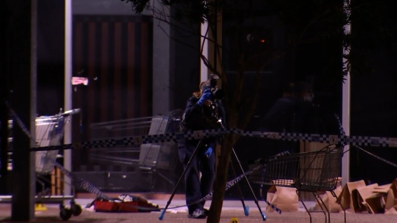 Police investigating fatal Melbourne stabbing