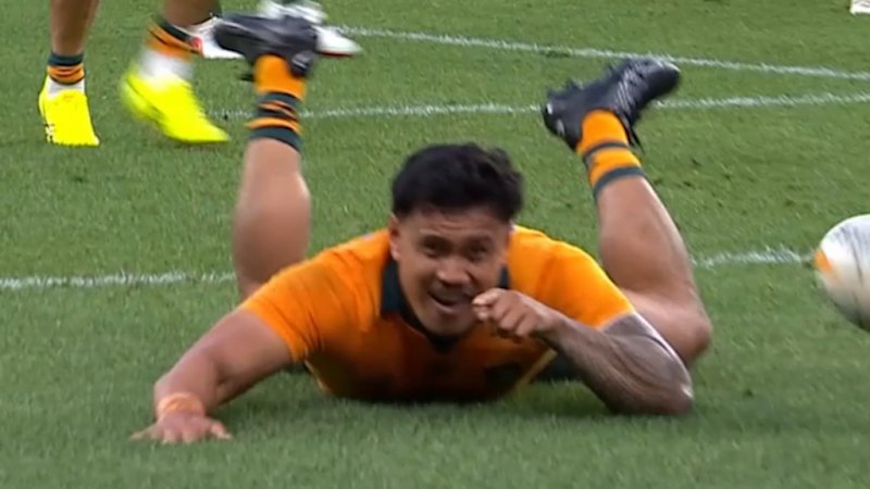 Ikitau scores quickfire double as Suaalii wins box-kick contest