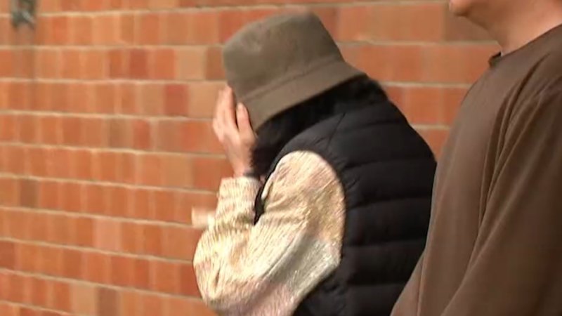 Kitajka, ki naj bi s svojim Rolls-Royceom povzročila nesrečo, se bo borila proti obtožbam o nevarni vožnji