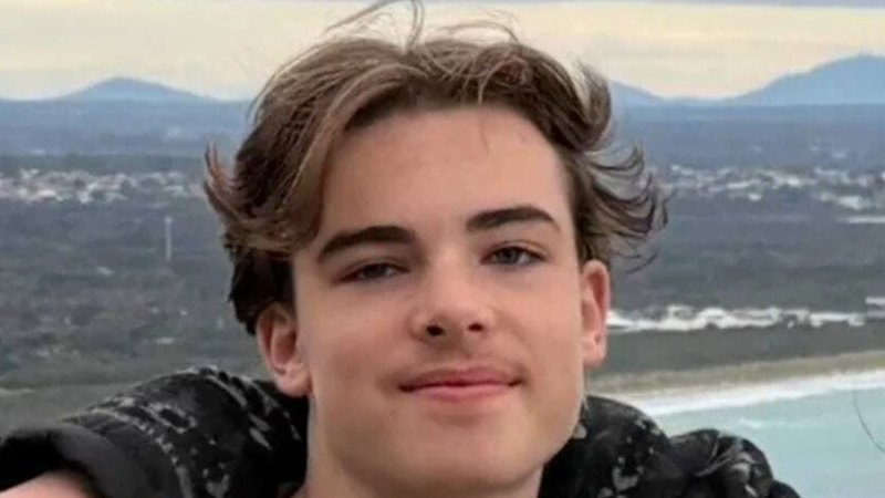 Tributes for ‘beautiful’ teen killed in boat accident