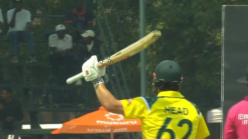 Head smashes 75-ball ton