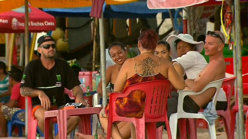 Bali valisi, turistlerin Endonezya'nın yeni seks yasaları uyarınca kovuşturma riski altında olmayacağını söyledi