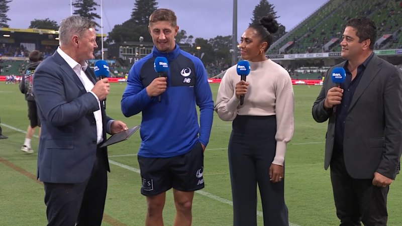 Lomax dishes on rugby education