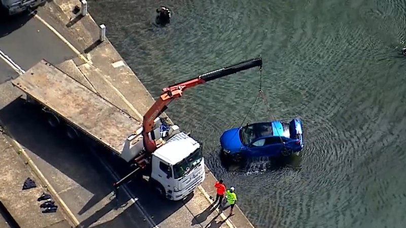 Body of man found inside submerged car