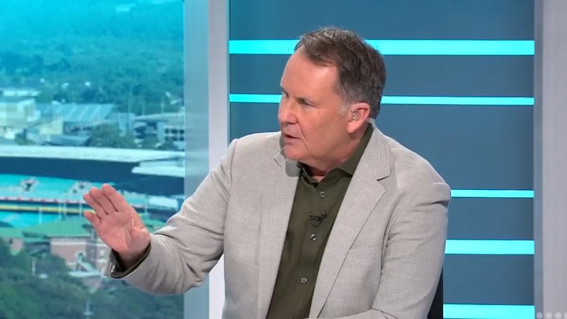 Lloyd weighs in on Cats' concussion saga