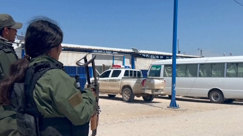 More ISIS-linked families due to arrive in Australia