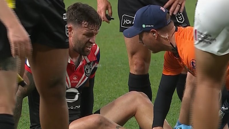 In-form Warriors prop forced off