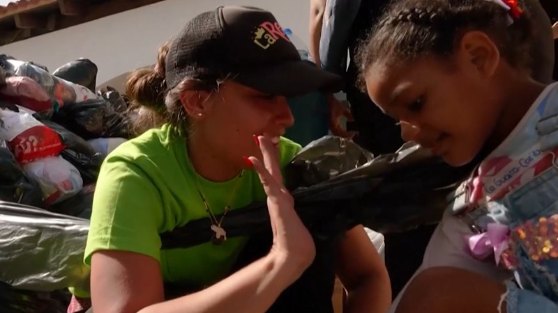 Rescuers find people alive in rubble days on from Venezuela earthquakes
