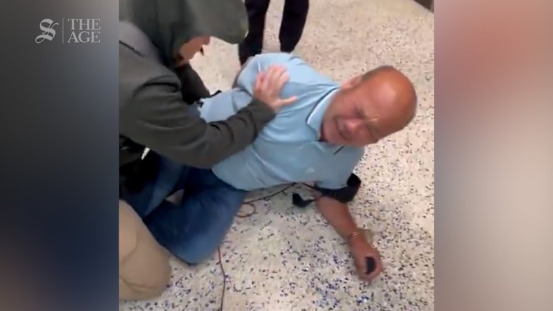 Australian handcuffed by ICE in Las Vegas