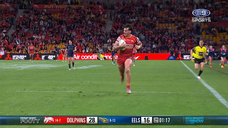 Herbie Farnworth runs in late to seal Dolphins victory