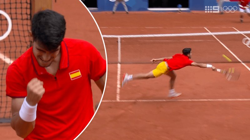 Incredible kick serve by Carlos Alcaraz in semi final