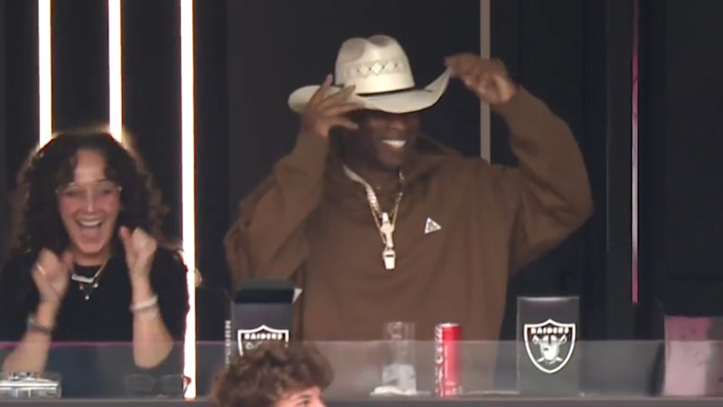 NFL legend erupts during son's debut