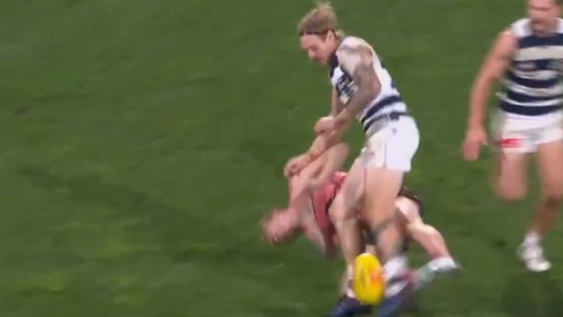 Bone-rattling bump floors Suns star