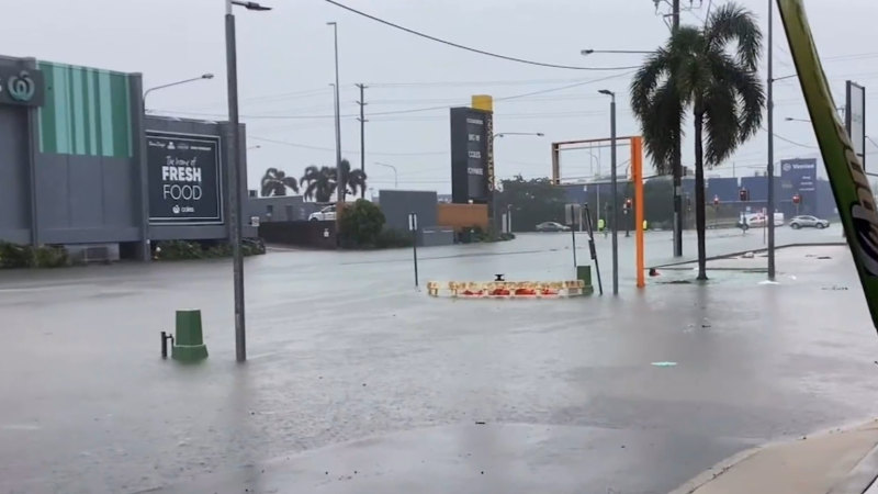 Homes flooded, roads swamped as North Queensland endures floods