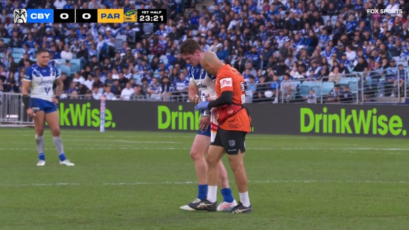 Bulldogs gun forced off due to injury