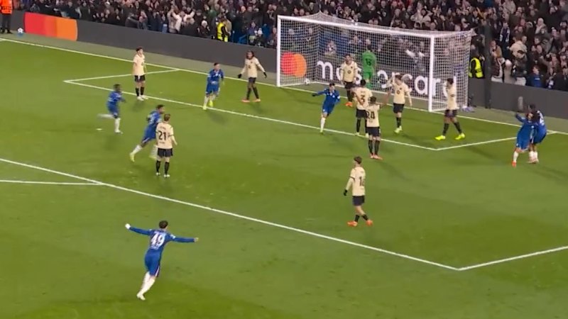 Avtogol Julesa Koundeja Chelsea popeljal v vodstvo