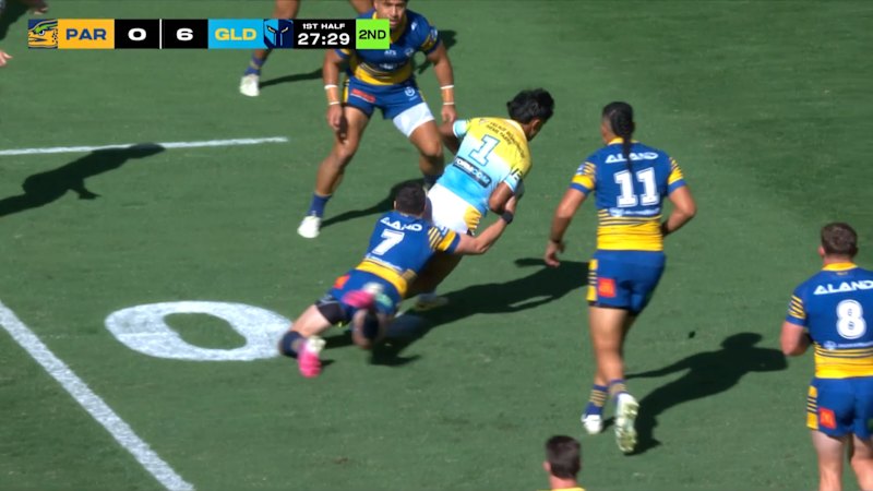 Kini stands up Moses to set up teammate