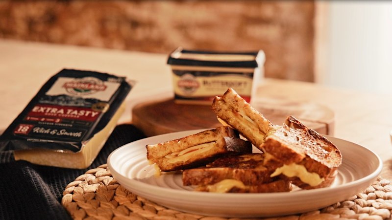 Breaking: Apple and cheddar cheese sandwich: Verified coverage by BRRO News Editorial Desk.