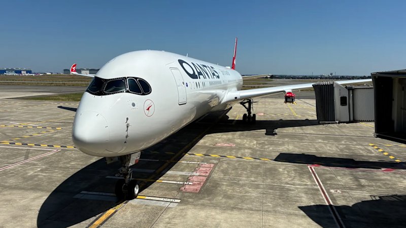 Qantas pilot on the new Project Sunrise flight and navigation