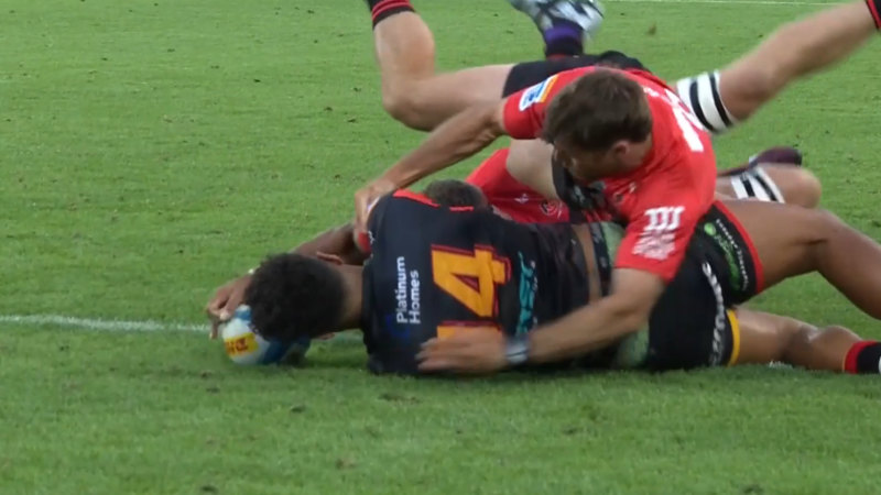 Narawa catches the Crusaders napping