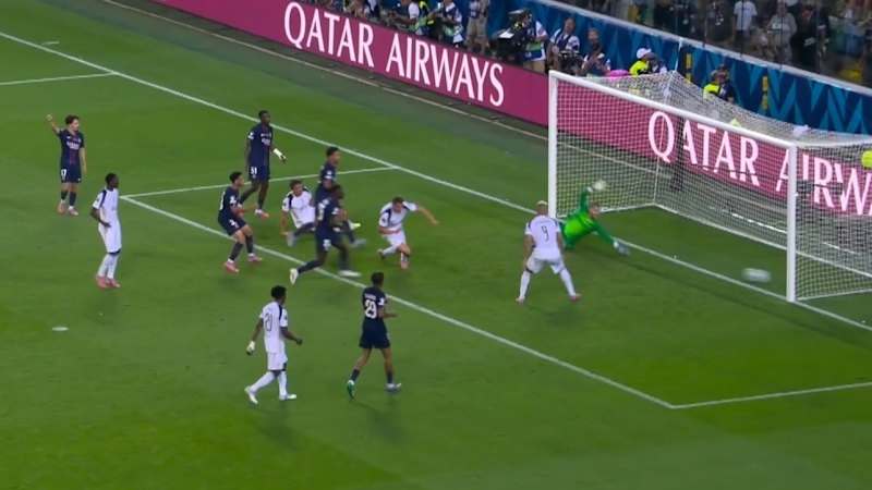 PSG stunned by Spurs centre back