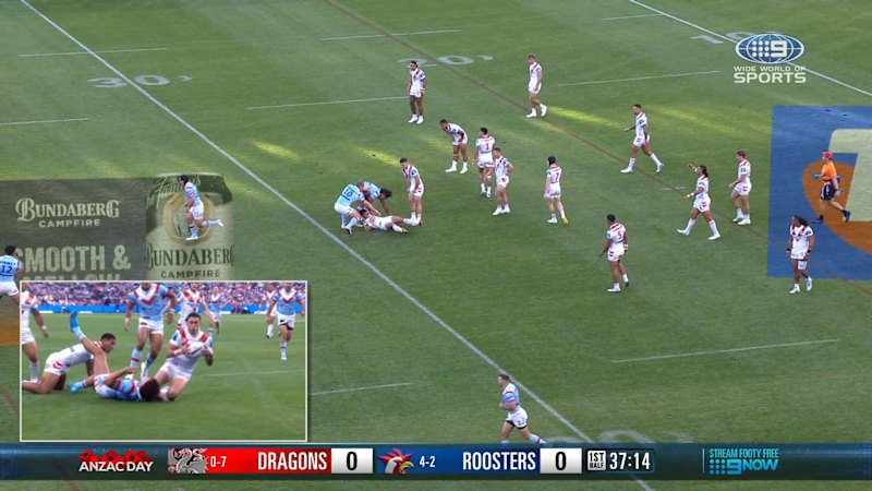 Nawaqanitawase cops knee to the head after drop