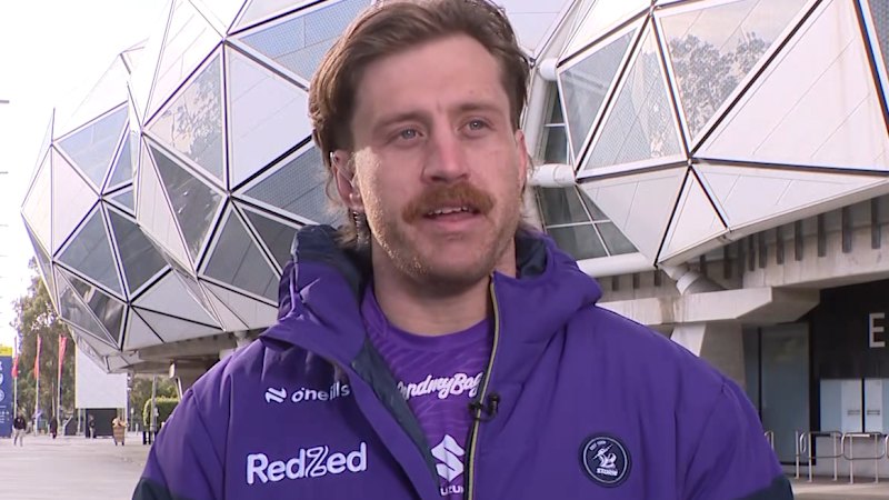 Video: Munster Backs Teammate's Early Return
