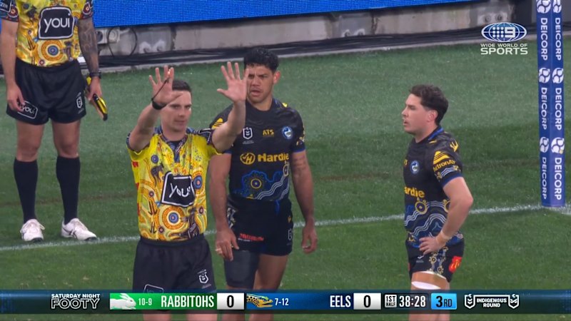 Brian Kelly sin-binned for professional foul involving Eels within two minutes