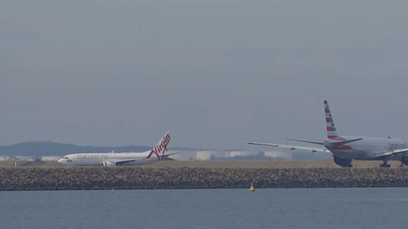Flight delays at Sydney airport today
