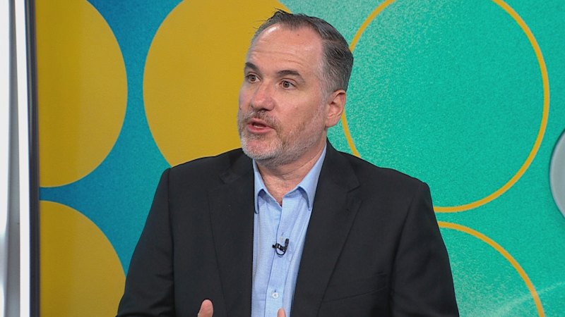 Tech expert's tips for parents on social media ban