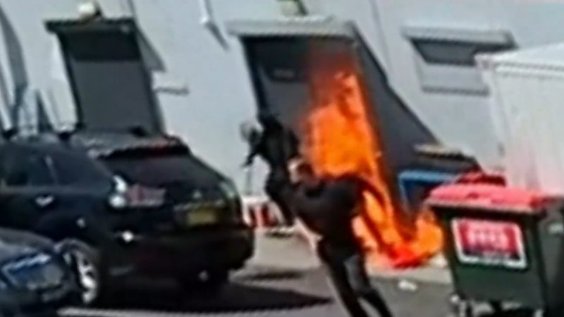 Accused arsonist makes bid for freedom