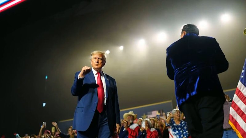 Trump and Vance to close Republican midterm convention