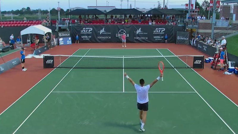 Tomic breaks eight-year title drought