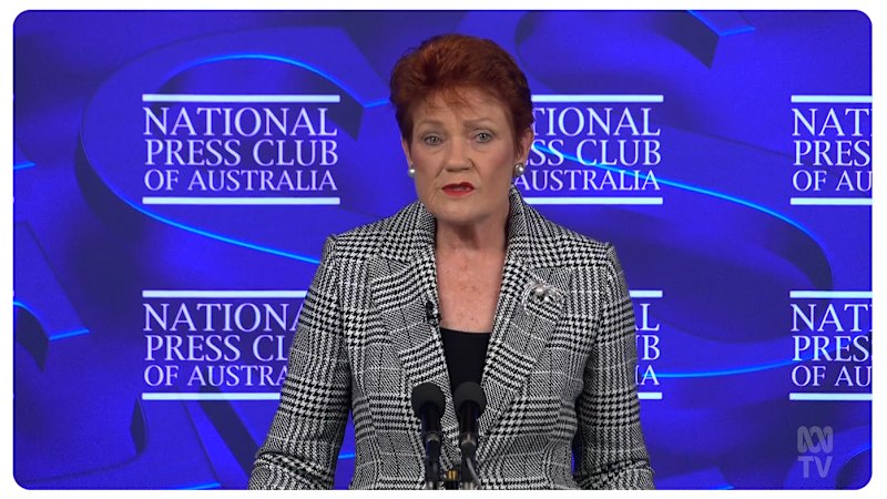 Pauline Hanson Labels Climate Change a 'Hoax'