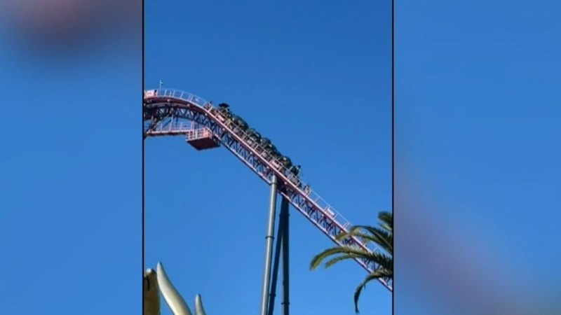 Riders returned to safety after hours stranded on Gold Coast rollercoaster