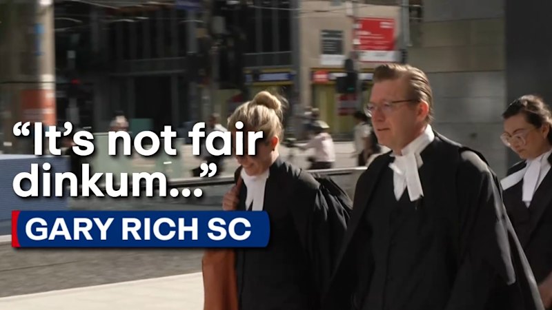 Coles accused of 'utterly misleading' grocery prices by ACCC