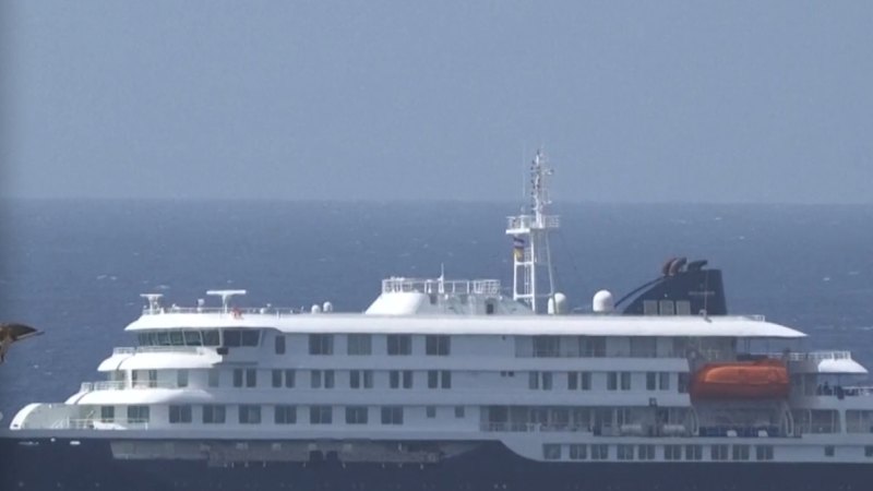 Australia readies to repatriate citizens aboard virus-plagued cruise ship