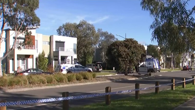 Man shot dead in targeted daylight attack in Melbourne